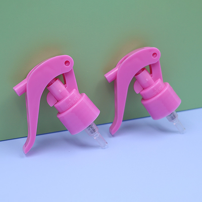 Mini 24/410 Trigger Pump Sprayer PP Material Kunststoff Reinigung Links-Rechts Schloss Sprayer für Verpackung Gebrauch kundenspezifische Farbe
