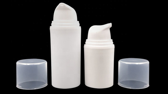Weiße leere luftlose Pumpflaschen, kosmetischer Verpackenbehälter 15ml 30ml 50ml